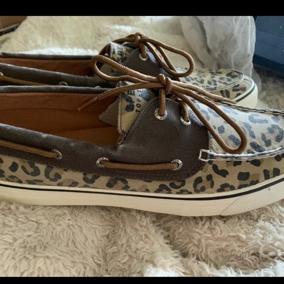 BRAND NEW SPERRY LEOPARD TAN BISCAYNE 2 EYE. GORGEOUS❣️SIZE 11M - Picture 6 of 7